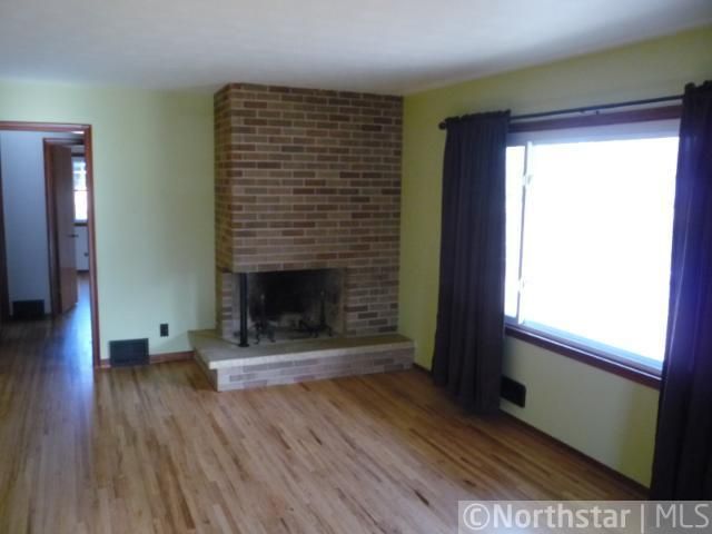 8718 Greene Ave S, Cottage Grove, MN 55016