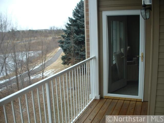3800 85th Ave N #206, Brooklyn Park, MN 55443