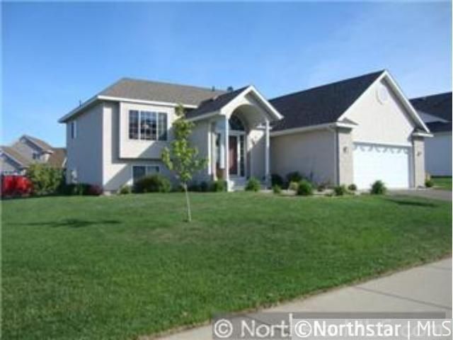 1414 Timberdoodle Dr, Saint Cloud, MN 56303