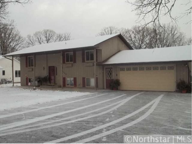 38304 Timber Ln, North Branch, MN 55056