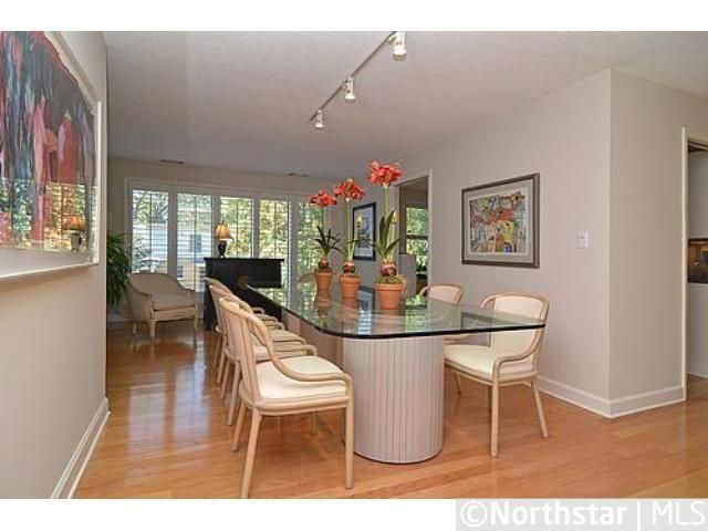 5100 France Ave S #201, Edina, MN 55410