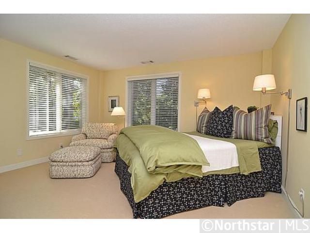 5100 France Ave S #201, Edina, MN 55410