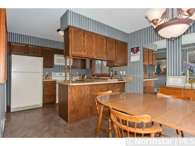 14229 Park Ave, Burnsville, MN 55337