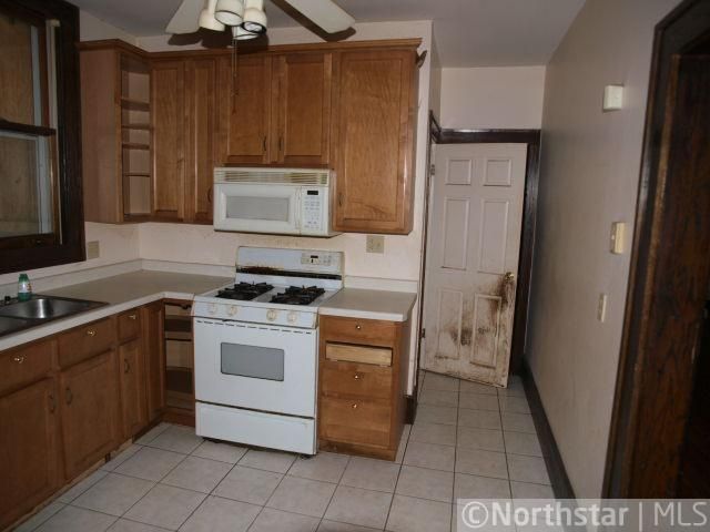 2639 Irving Ave N, Minneapolis, MN 55411