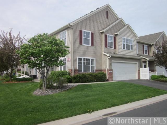 9059 Holly Ln N, Maple Grove, MN 55311