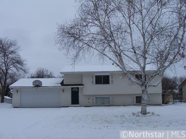 8265 Morgan Ave N, Brooklyn Park, MN 55444