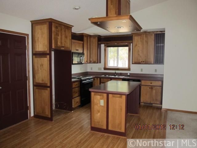3324 Sunset Dr, Princeton, MN 55371