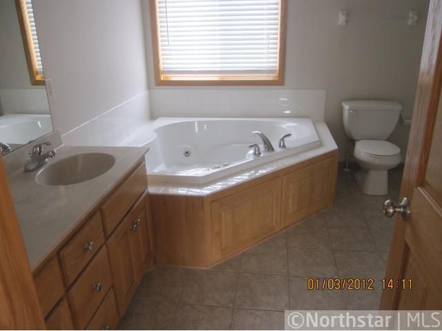 4802 107th Ave N, Brooklyn Park, MN 55443