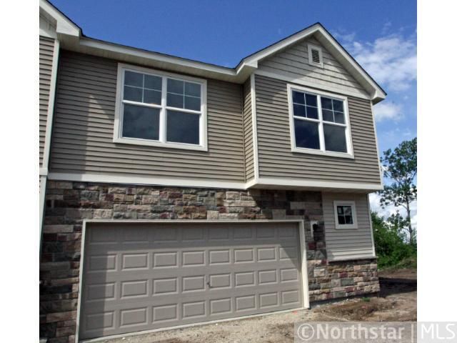 583 Stonewood Ln, Burnsville, MN 55306