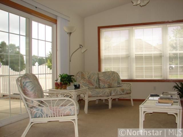 834 Roundhouse St, Shakopee, MN 55379