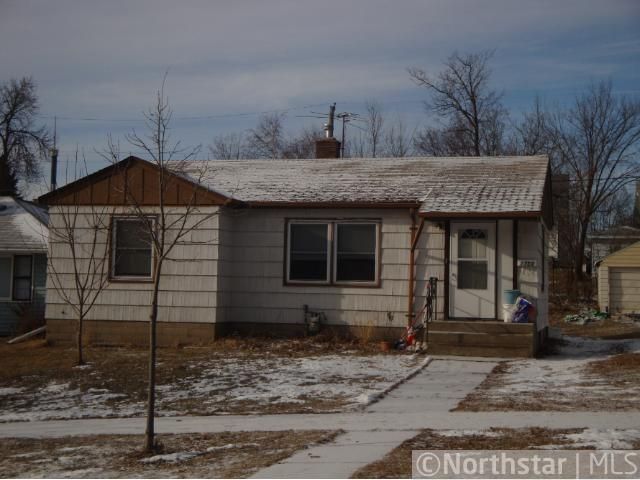 1359 Pascal St N, Saint Paul, MN 55108