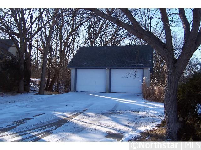 3045 Mcknight Rd N, Maplewood, MN 55109