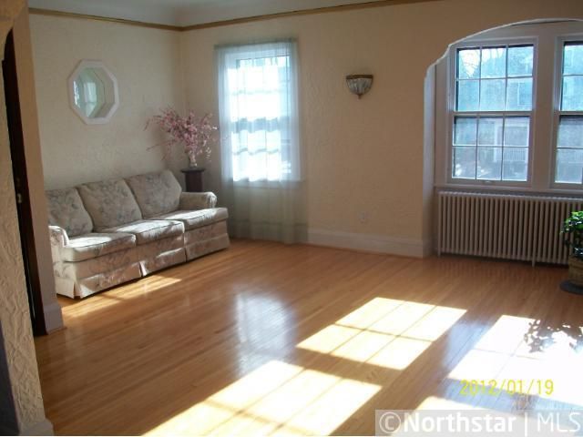 1685 Lincoln Ave, Saint Paul, MN 55105