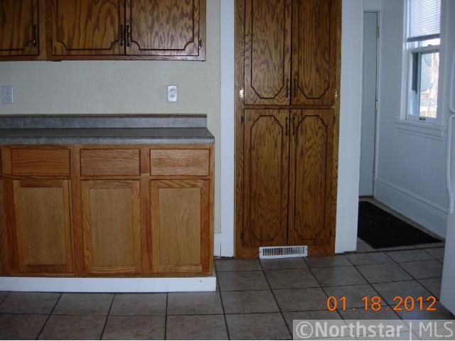 957 Case Ave, Saint Paul, MN 55106