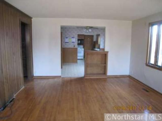 4042 Colfax Ave N, Minneapolis, MN 55412