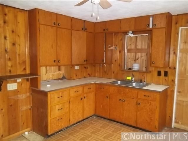 23612 Sikkink Rd, Hinckley, MN 55037