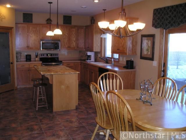 1151 Parkwood Loop, Saint Cloud, MN 56303