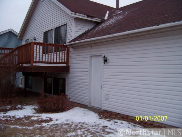 1683 Helena Rd N, Oakdale, MN 55128