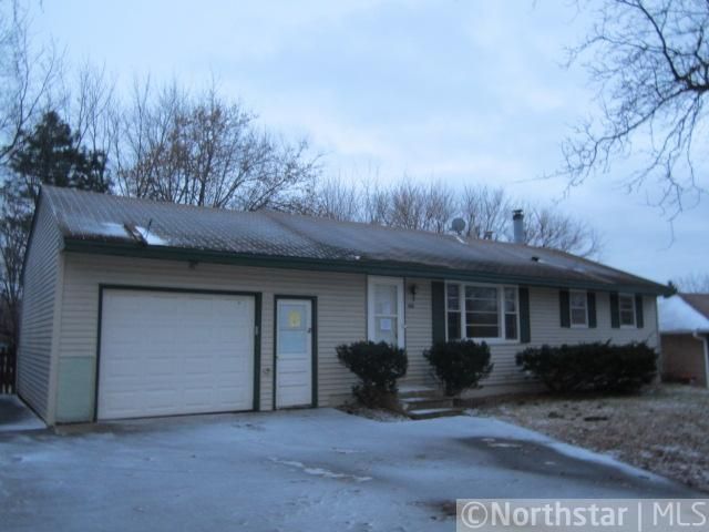 6501 2nd St N, Oakdale, MN 55128