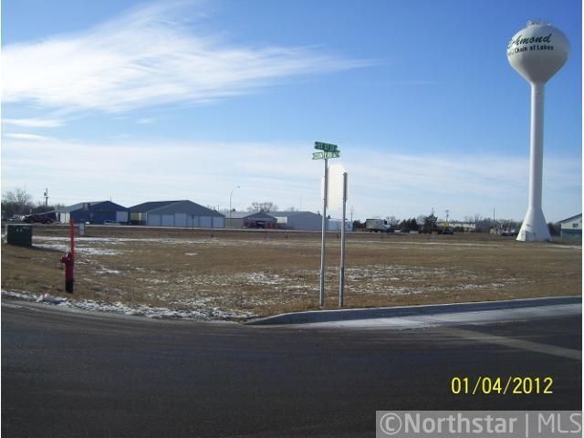 xxxxx 1st St SE, Richmond, MN 56368