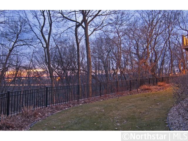 11025 Cavell Cir, Bloomington, MN 55438