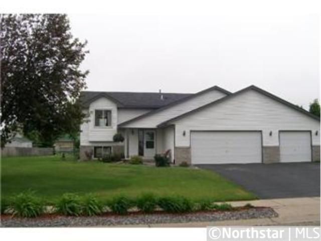 14352 Hillside Ln SE, Becker, MN 55308