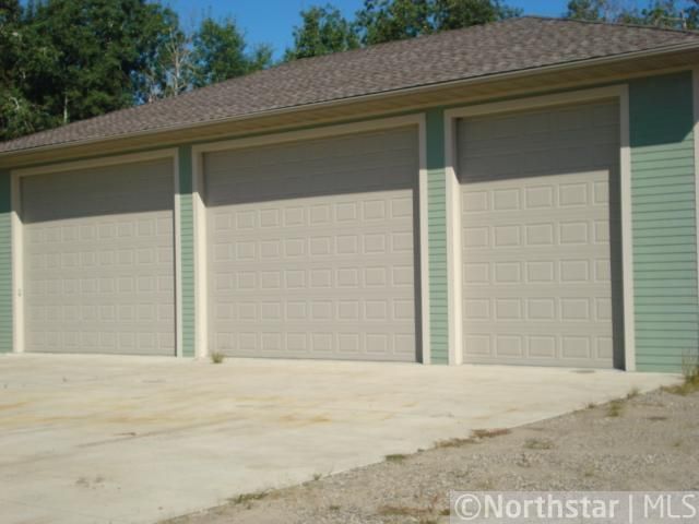 14223 Eveleth St NE, Ham Lake, MN 55304