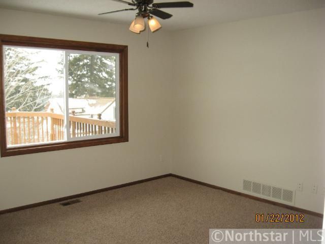 523 Terrace Pl NE, Saint Michael, MN 55376