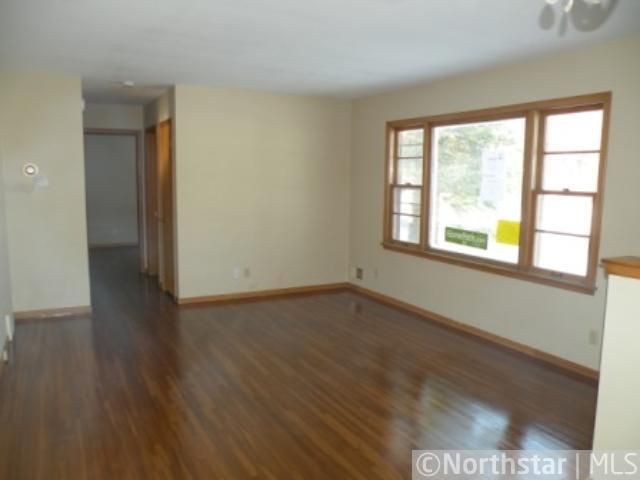 8501 32nd Ave N, Crystal, MN 55427