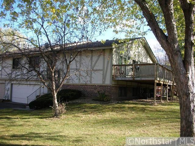7847 Yucca Ln N, Maple Grove, MN 55311