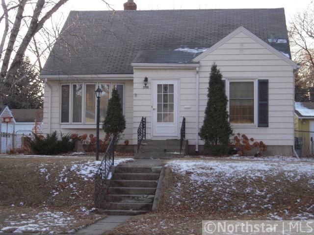 2709 York Ave N, Robbinsdale, MN 55422