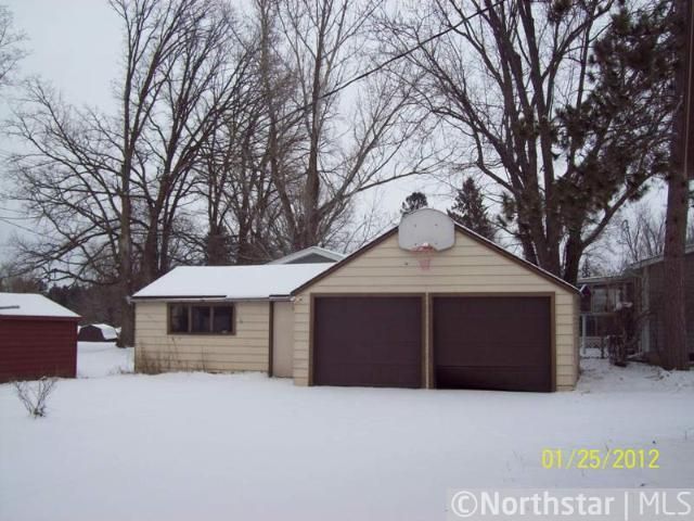 11 N Wood St, Mora, MN 55051
