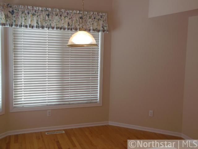 17468 Frondell Ct, Eden Prairie, MN 55347