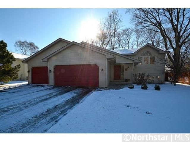 7803 120th Ave N, Champlin, MN 55316
