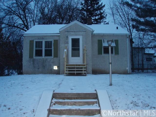 956 Kennard St, Saint Paul, MN 55106