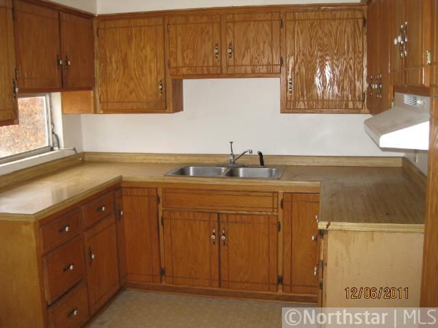 2901 221st Ave NW, Oak Grove, MN 55011