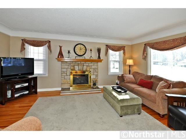 7437 Girard Ave S, Richfield, MN 55423