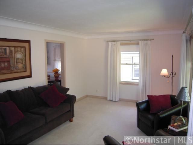 3221 Texas Ave S, Saint Louis Park, MN 55426