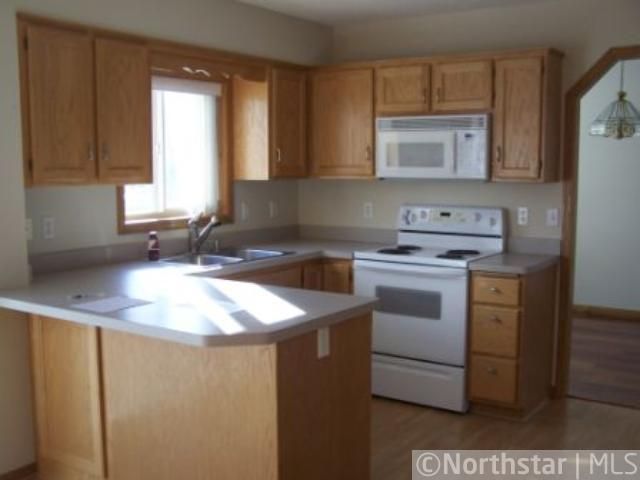 1714 Golfview Dr, Buffalo, MN 55313
