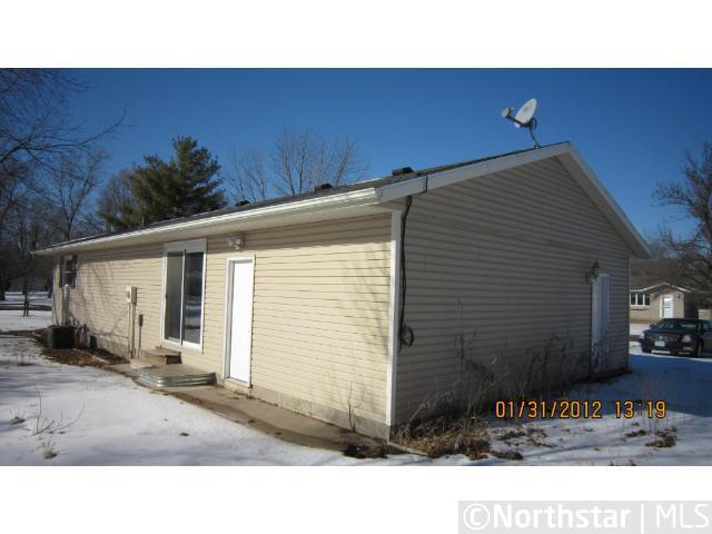 6354 Fairfax Trl, Warsaw, MN 55087