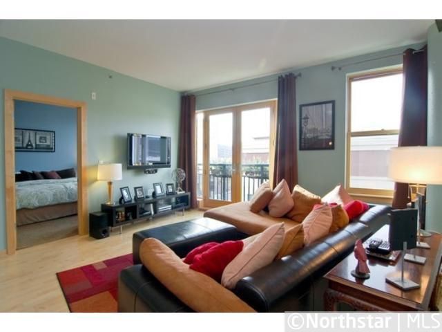 401 2nd St N #319, Minneapolis, MN 55401