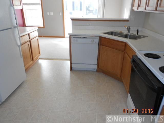 7511 Derby Ln, Shakopee, MN 55379