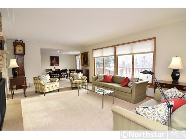 4725 Upper Ter, Edina, MN 55435