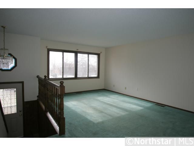 2281 14th Ave E, North Saint Paul, MN 55109