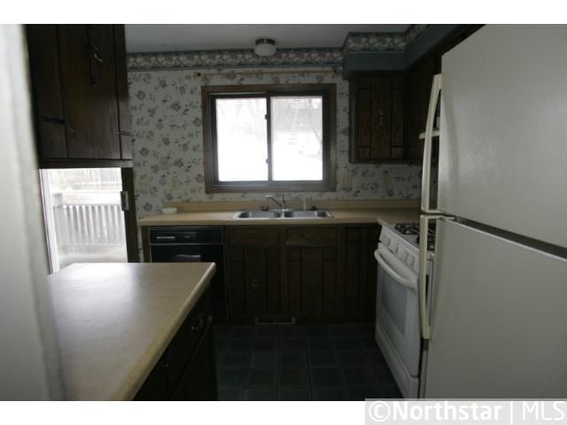 2281 14th Ave E, North Saint Paul, MN 55109