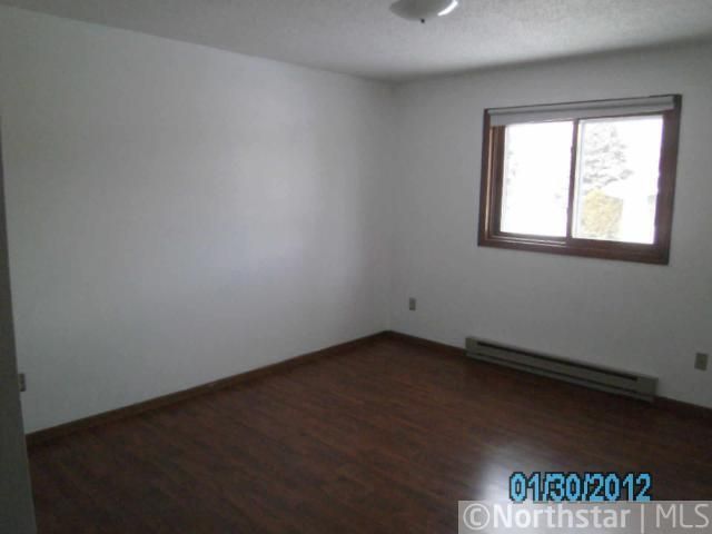 1137 Bartosh Ln #3, River Falls, WI 54022