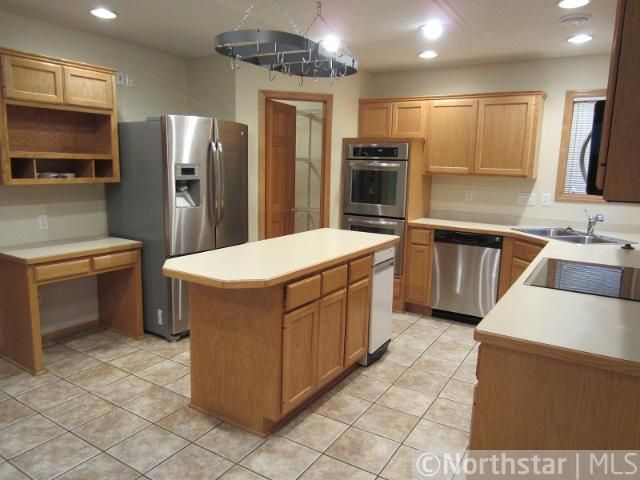 5009 89th Crescent N, Brooklyn Park, MN 55443