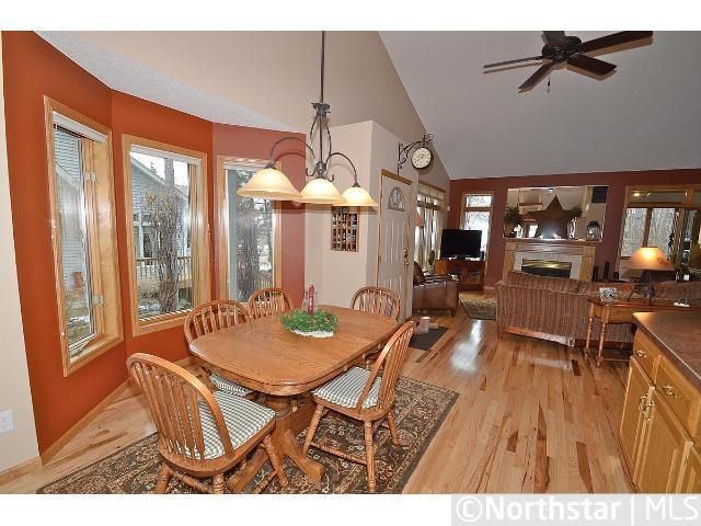 2613 Rivers Bluff Ln, Anoka, MN 55303