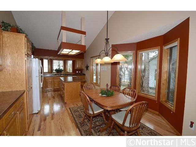 2613 Rivers Bluff Ln, Anoka, MN 55303