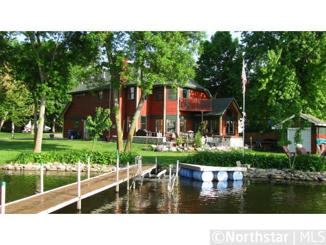 1665 Bluebird Ln, Mound, MN 55364